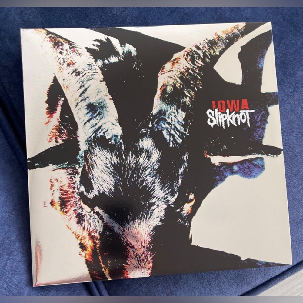 Slipknot. Iowa Translucent. Color vinyl. Double. NEW!!! - Picture 4 of 6